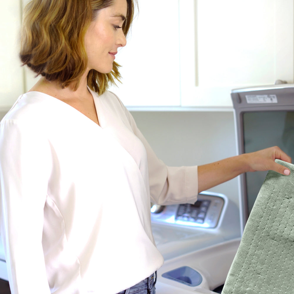 Load image into Gallery viewer, WeightedWarmth™ Extra-Wide Weighted Heating Pad