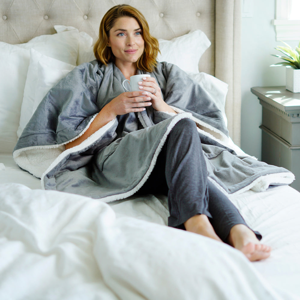 Load image into Gallery viewer, PureRelief™ Plush Heated Shawl | Pure Enrichment Heat Therapy